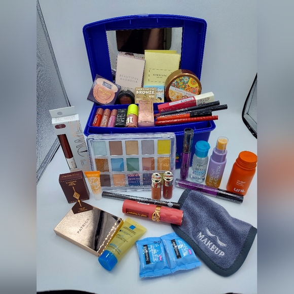 Lux Beauty Bundle Patrick Ta Charlotte Tilbury NARS Jo + Prada Mini TONIGHT ONLY - Picture 4 of 11